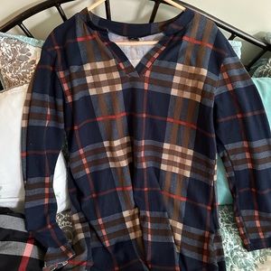 Win Win button sleeve tunic